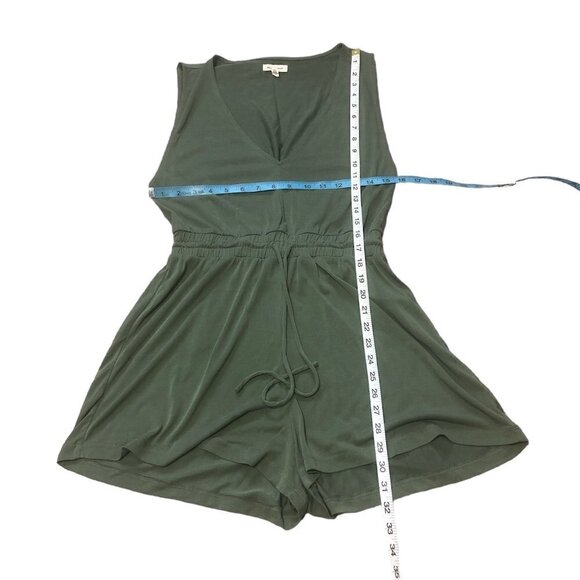 URBAN OUTFITTERS Silence + Noise Romper Women's Size Small Olive Tristin V Neck - Picture 5 of 11